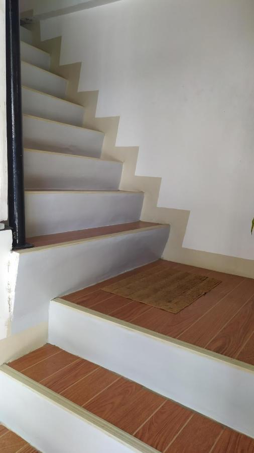 אל נידו Hotel Ashoka מראה חיצוני תמונה