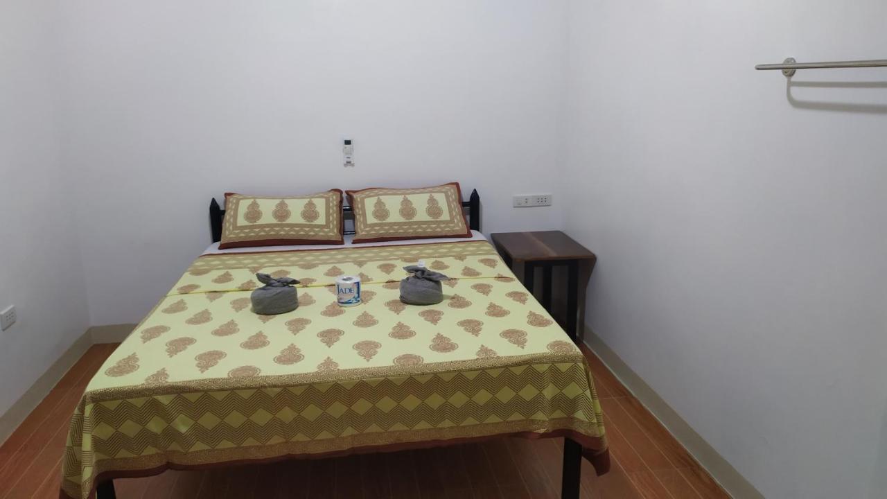 אל נידו Hotel Ashoka מראה חיצוני תמונה