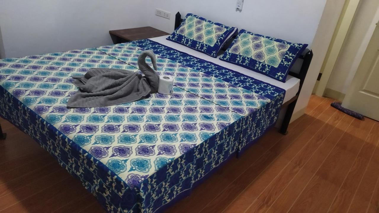 אל נידו Hotel Ashoka מראה חיצוני תמונה