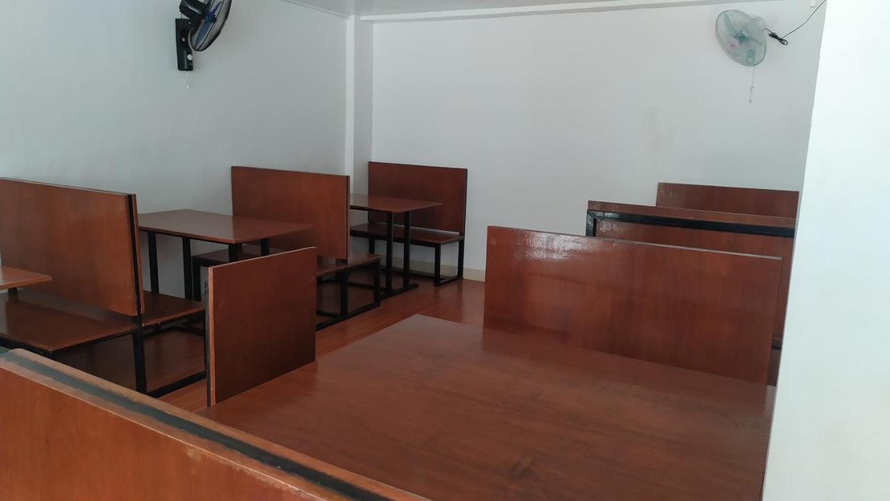 אל נידו Hotel Ashoka מראה חיצוני תמונה